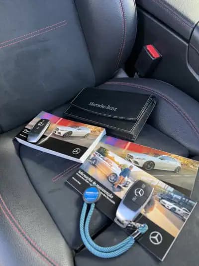 Vendo Mercedes-Benz A 180 Limousine 2020 - 29950 EUR, 97000 km - AUTO.MOTO.pt