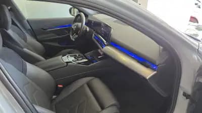 Vendo BMW 530e 2024 - 59900 EUR, 38890 km - AUTO.MOTO.pt