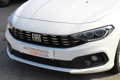 Vendo Fiat Tipo 2022 - 11990 EUR, 132000 km - AUTO.MOTO.pt