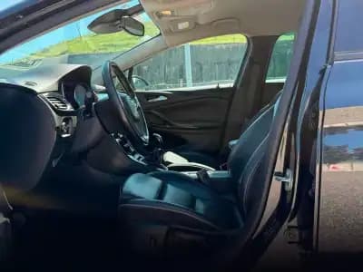 Vendo Opel Astra Sports Tourer 2016 - 9990 EUR, 170000 km - AUTO.MOTO.pt