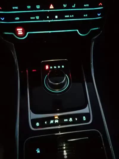 Sell Jaguar XF Sportbrake 2017 - 19750 EUR, 195000 km - AUTO.MOTO.pt