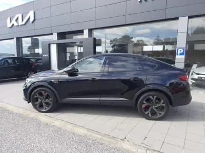 Sell Renault Arkana 2022 - 33490 EUR, 20820 km - AUTO.MOTO.pt