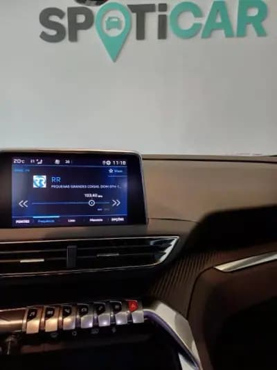 Vendo Peugeot 5008 2023 - 33500 EUR, 16000 km - AUTO.MOTO.pt