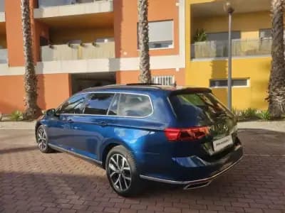 Sell Volkswagen Passat Variant 2020 - 19980 EUR, 160000 km - AUTO.MOTO.pt
