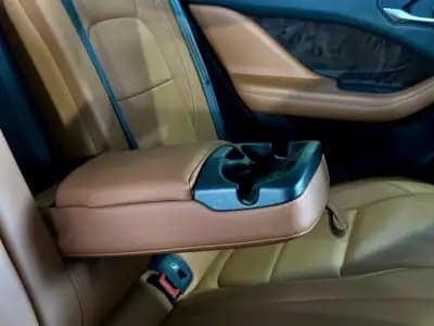 Vendo Jaguar I-Pace 2019 - 29900 EUR, 119990 km - AUTO.MOTO.pt