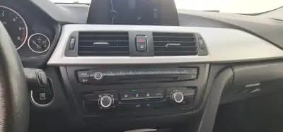 Vendo BMW 318 2013 - 14900 EUR, 254327 km - AUTO.MOTO.pt