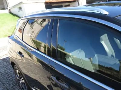 Vendo Peugeot 3008 2019 - 22990 EUR, 98000 km - AUTO.MOTO.pt