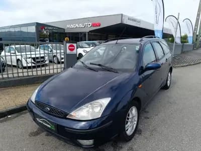 Vendo Ford Focus 2002 - 1800 EUR, 400000 km - AUTO.MOTO.pt