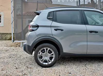 Sell Citroën C3 2025 - 18450 EUR, 20555 km - AUTO.MOTO.pt