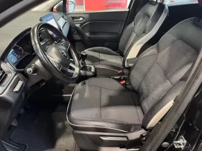 Vendo Renault Captur 2021 - 19250 EUR, 93431 km - AUTO.MOTO.pt