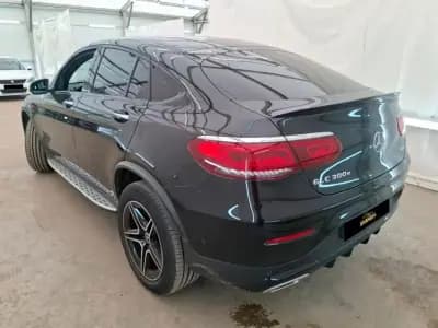 Vendo Mercedes-Benz GLC 300 2022 - 48990 EUR, 51478 km - AUTO.MOTO.pt