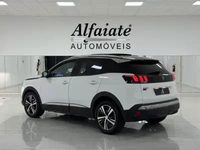 Sell Peugeot 3008 2019 - 18990 EUR, 130000 km - AUTO.MOTO.pt