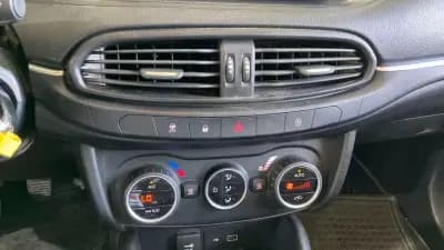 Vendo Fiat Tipo 2020 - 9590 EUR, 109305 km - AUTO.MOTO.pt