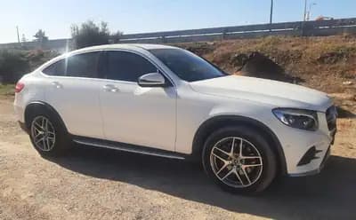 Sell Mercedes-Benz GLC 250 2018 - 49990 EUR, 96000 km - AUTO.MOTO.pt