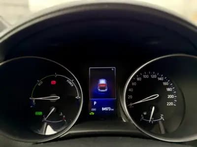 Vendo Toyota C-HR 2019 - 23950 EUR, 84000 km - AUTO.MOTO.pt