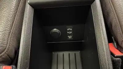 Vendo BMW i3 2017 - 17490 EUR, 78565 km - AUTO.MOTO.pt