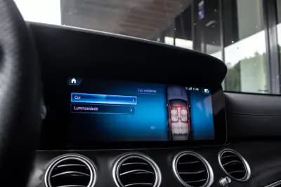 Sell Mercedes-Benz E 300 2022 - 39750 EUR, 66165 km - AUTO.MOTO.pt