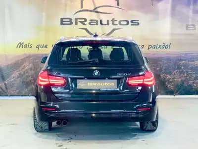 Vendo BMW 320 2018 - 21900 EUR, 181742 km - AUTO.MOTO.pt