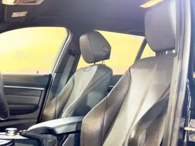 Vendo BMW 320 2018 - 21900 EUR, 181742 km - AUTO.MOTO.pt