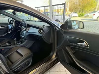 Sell Mercedes-Benz CLA 180 2016 - 17950 EUR, 144843 km - AUTO.MOTO.pt