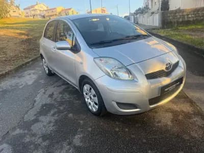 Vendo Toyota Yaris 2009 - 6550 EUR, 147000 km - AUTO.MOTO.pt