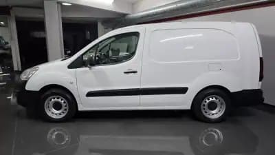 Vendo Citroën Berlingo 2018 - 17990 EUR, 67000 km - AUTO.MOTO.pt