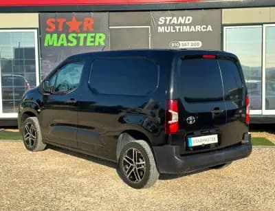 Sell Toyota Proace 2023 - 15750 EUR, 51075 km - AUTO.MOTO.pt