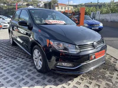 Vendo Volkswagen Polo 2017 - 12950 EUR, 128700 km - AUTO.MOTO.pt