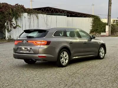 Sell Renault Talisman Sport Tourer 2018 - 14500 EUR, 160000 km - AUTO.MOTO.pt