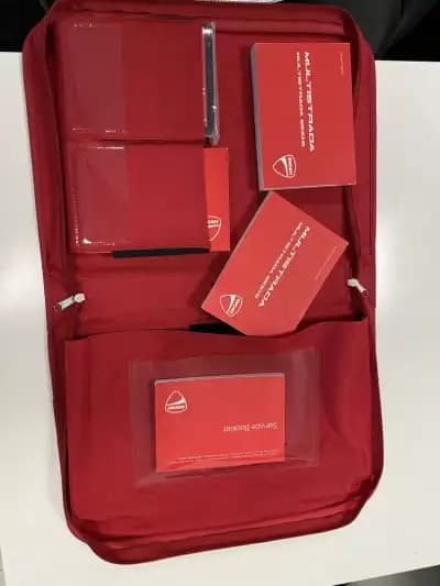 Sell Ducati Multistrada 1260 Enduro 2011 - 9250 EUR, 44000 km - AUTO.MOTO.pt