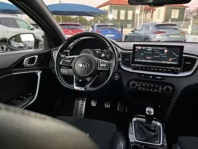 Vendo Kia ProCeed 2022 - 19450 EUR, 76000 km - AUTO.MOTO.pt