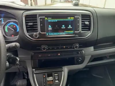 Sell Peugeot e-Expert 2021 - 17990 EUR, 38300 km - AUTO.MOTO.pt