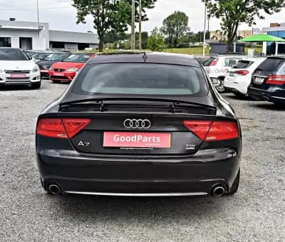 Vendo Audi A7 Sportback 2011 - 17000 EUR, 322688 km - AUTO.MOTO.pt
