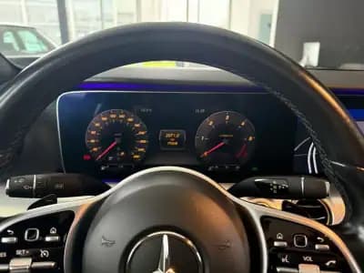 Vendo Mercedes-Benz E 220 2020 - 37900 EUR, 84701 km - AUTO.MOTO.pt