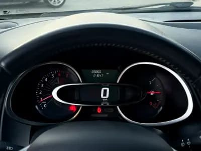 Sell Renault Clio 2018 - 11950 EUR, 88000 km - AUTO.MOTO.pt