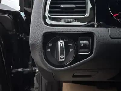 Sell Volkswagen Golf Variant 2015 - 12750 EUR, 160000 km - AUTO.MOTO.pt