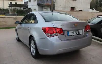 Vendo Chevrolet Cruze 2010 - 7990 EUR, 120000 km - AUTO.MOTO.pt