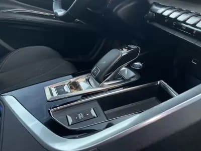 Sell Peugeot 3008 2021 - 21600 EUR, 84770 km - AUTO.MOTO.pt