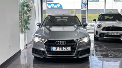 Vendo Audi A3 Sportback 2017 - 18999 EUR, 165021 km - AUTO.MOTO.pt