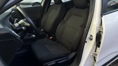 Vendo Renault Clio 2021 - 12600 EUR, 115121 km - AUTO.MOTO.pt