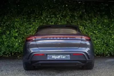 Sell Porsche Taycan 2021 - 59900 EUR, 61158 km - AUTO.MOTO.pt