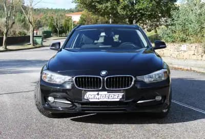 Vendo BMW 318 2013 - 14900 EUR, 154000 km - AUTO.MOTO.pt
