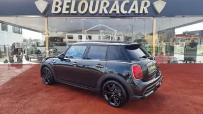 Vendo MINI 2023 - 37500 EUR, 2186 km - AUTO.MOTO.pt