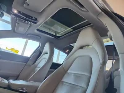 Sell Porsche Panamera 2017 - 67750 EUR, 99900 km - AUTO.MOTO.pt