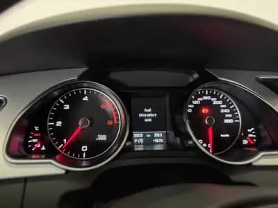 Vendo Audi A5 2015 - 21990 EUR, 59192 km - AUTO.MOTO.pt