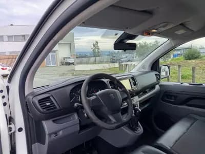 Vendo Peugeot Expert 2019 - 13990 EUR, 154840 km - AUTO.MOTO.pt