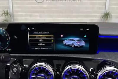 Vendo Mercedes-Benz CLA 250 2022 - 32950 EUR, 38283 km - AUTO.MOTO.pt