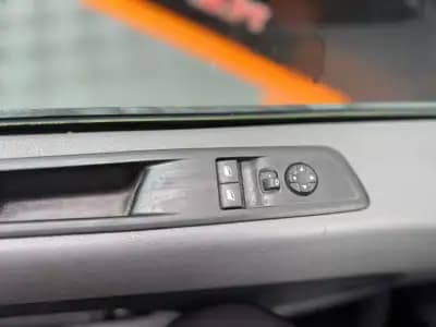 Vendo Peugeot Expert 2019 - 13900 EUR, 148050 km - AUTO.MOTO.pt