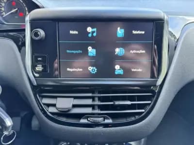 Sell Peugeot 208 2018 - 11900 EUR, 123326 km - AUTO.MOTO.pt