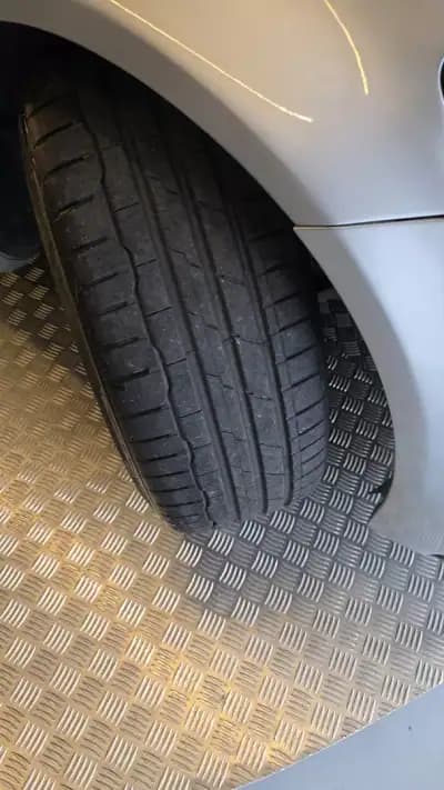 Vendo Mercedes-Benz C 220 2018 - 29900 EUR, 179960 km - AUTO.MOTO.pt